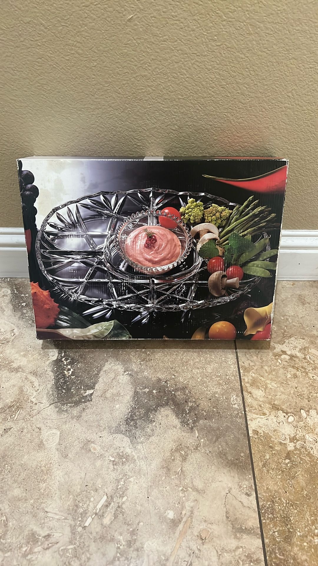 New Mikasa Glass Chip N Dip Platter