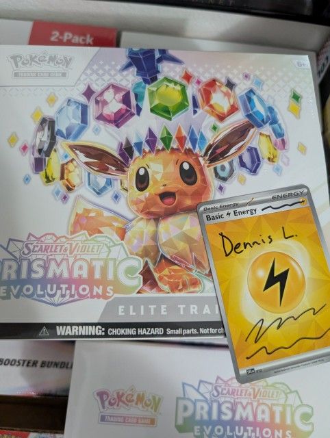 Pokemon Prismatic Evolutions Elite Trainer Box