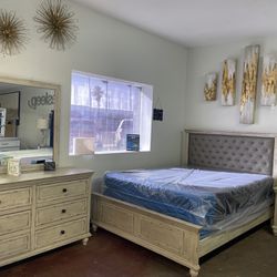4pc Queen Bedroom Set 