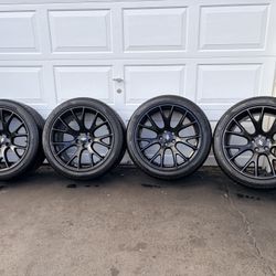 20” (5x115) OEM DODGE SCAT PACK Rims and tires. AUTHENTIC MOPAR.