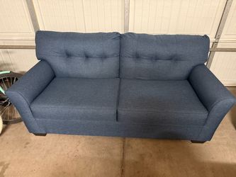 Couch- great condition