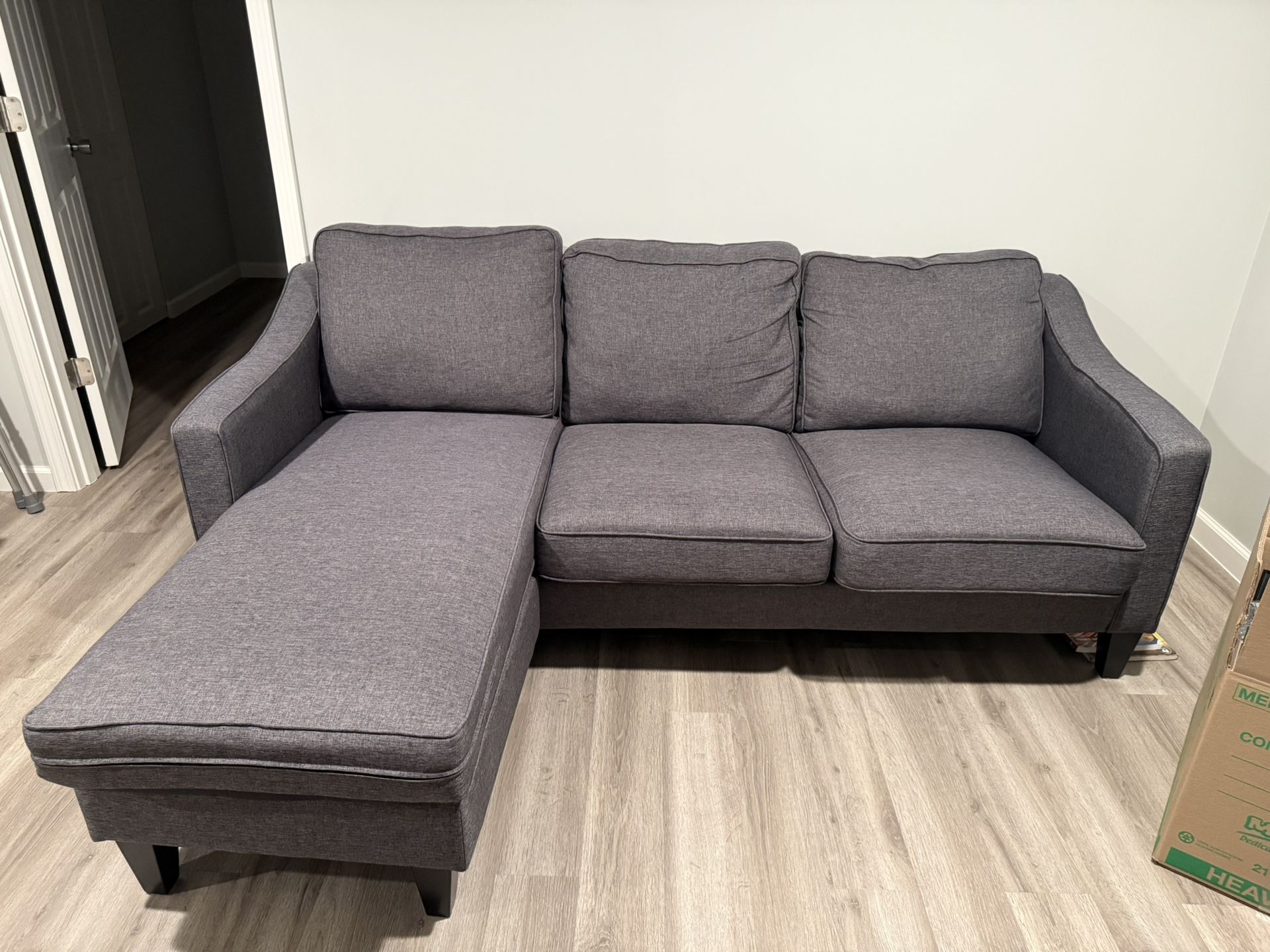 Sleek Gray Sofa with Chaise – Ultimate College Lounging Setup!
