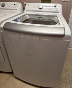 Large High Efficiency Load Washer with Impeller and TurboDrum Technology