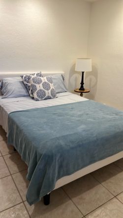 Free Queen mattress