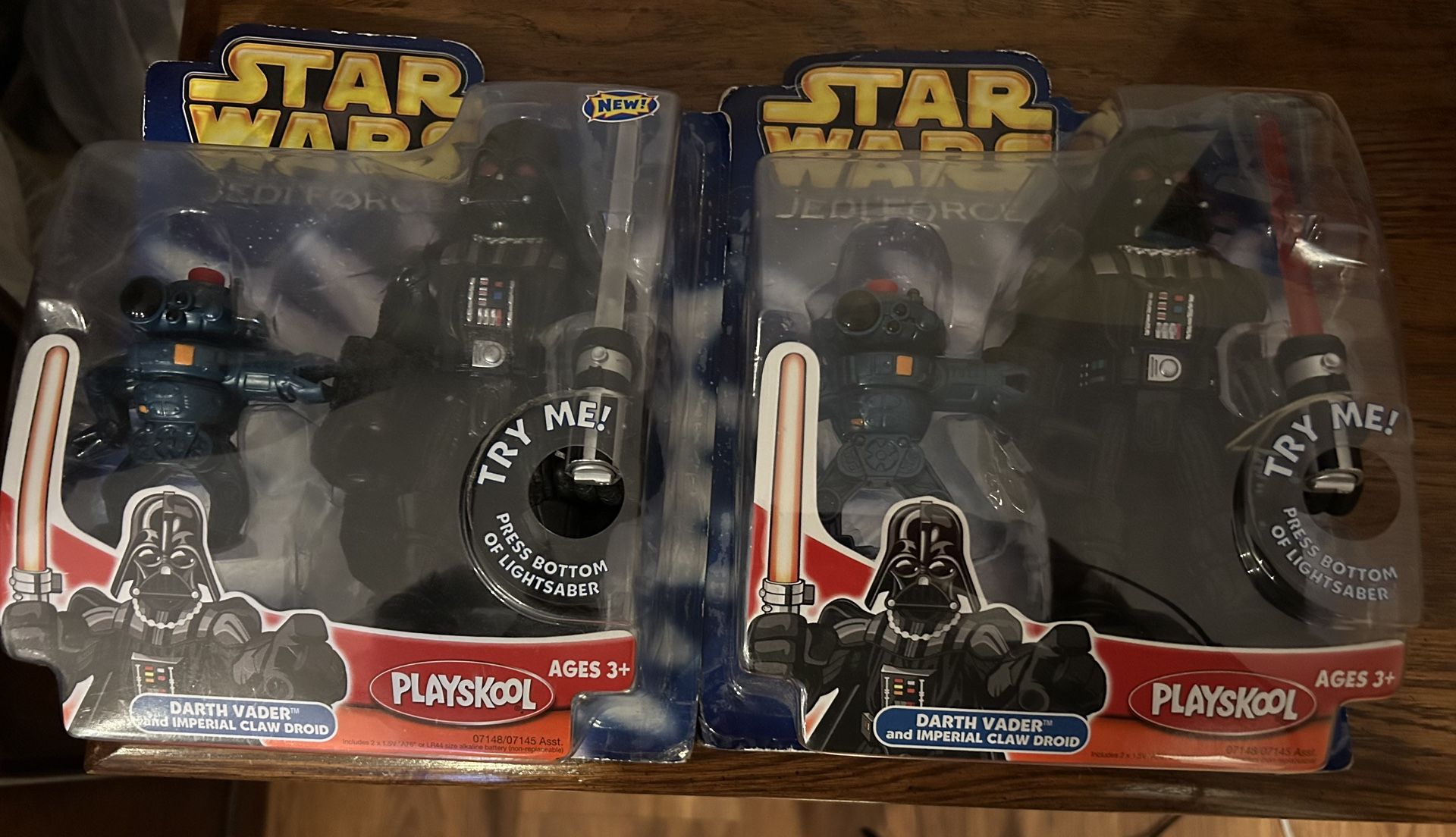 Star Wars Jedi Force Darth Vader And Imperial Claw droid
