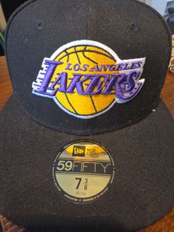 17x champs lakers hat
