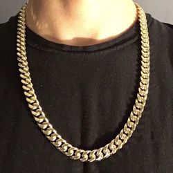 Gold Chain Cuban Necklace 24in 10mm