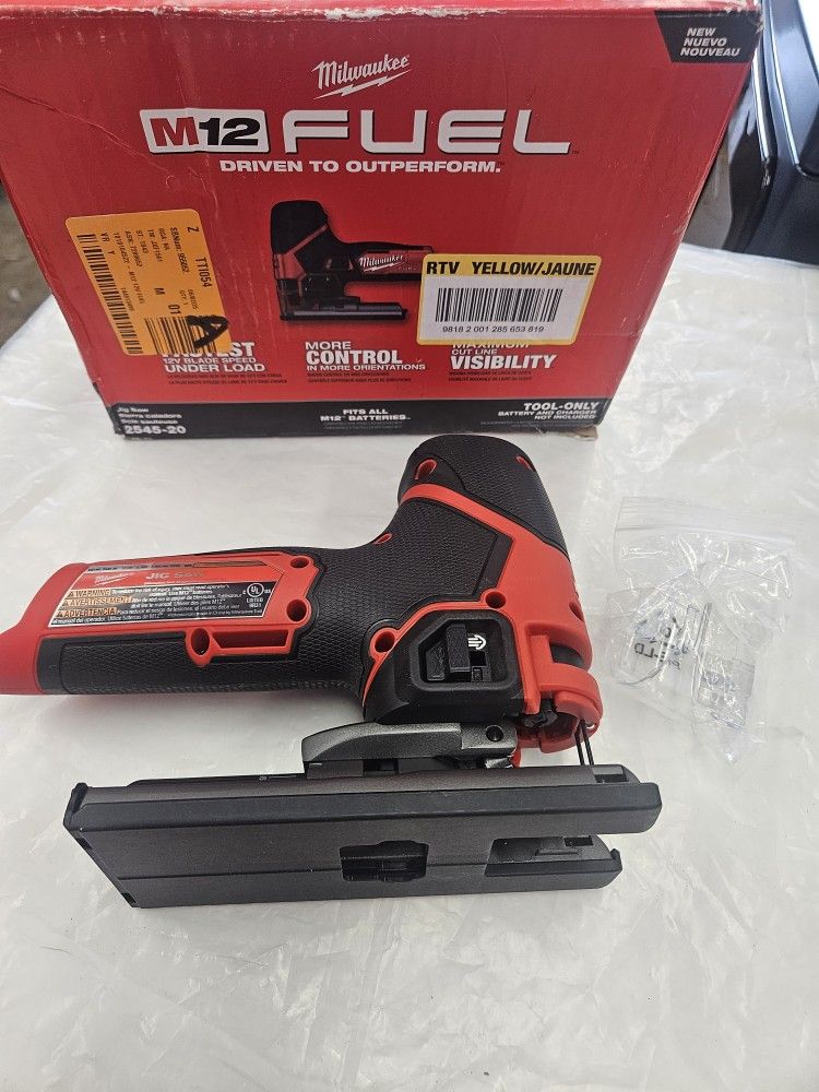 Milwaukee M12 jig saw Tool only