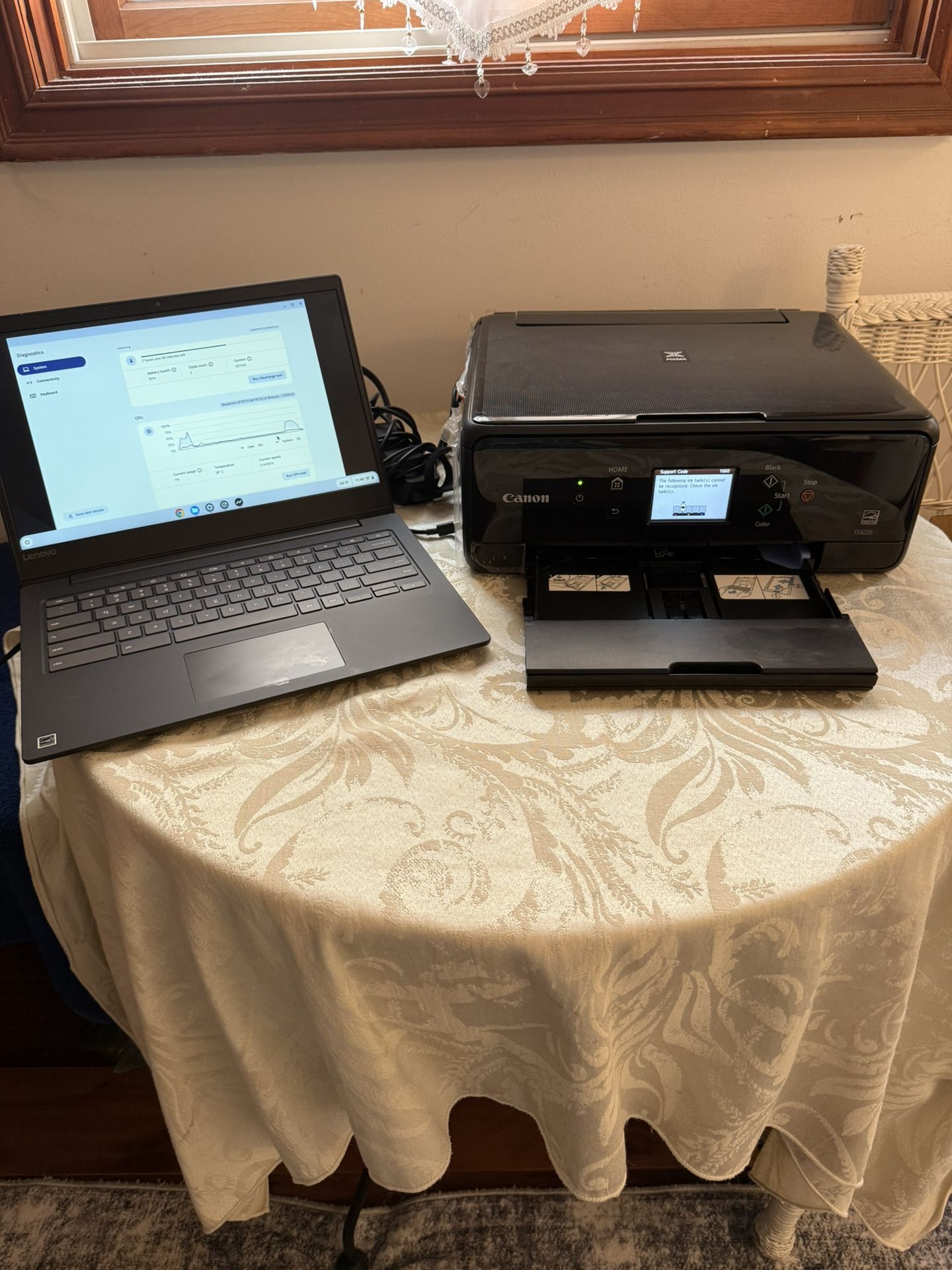 LENAVO 330 CROME BOOK WITH CANNON PRINTER/ Excellent Shape