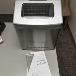 Frigidaire Countertop Ice Maker
