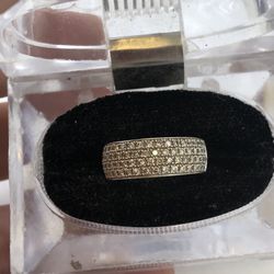 14k White Gold Diamond  Ring Size 7.5