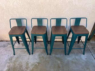 4 barstools