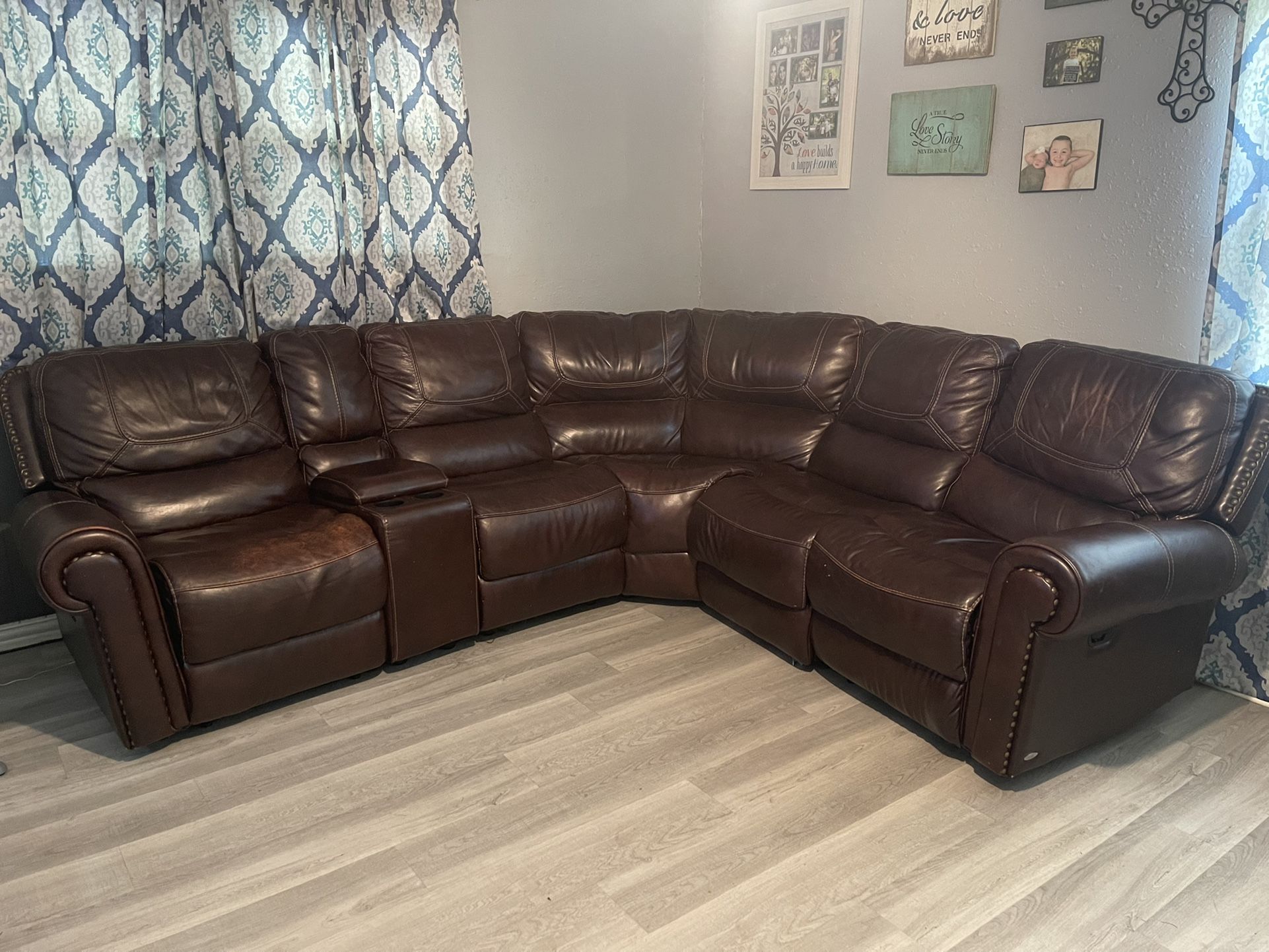 Sectional Couch 