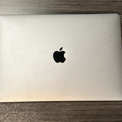 MacBook Pro M1