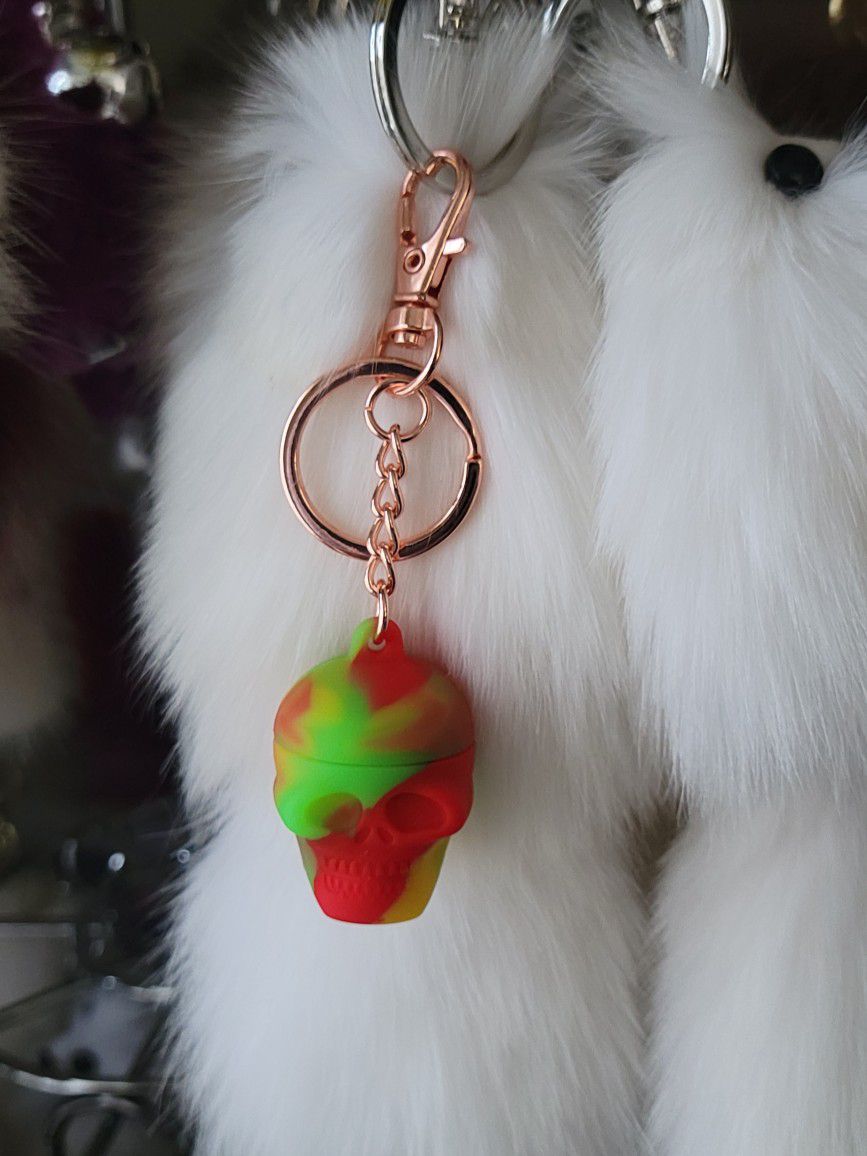 Rose Gold 3ml Red/Yellow/Green Silicone Skull Storage Container Keychain 