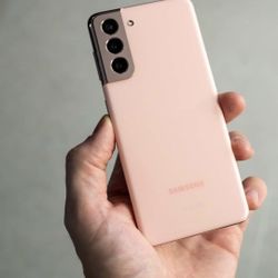 Samsung Galaxy S21 Plus