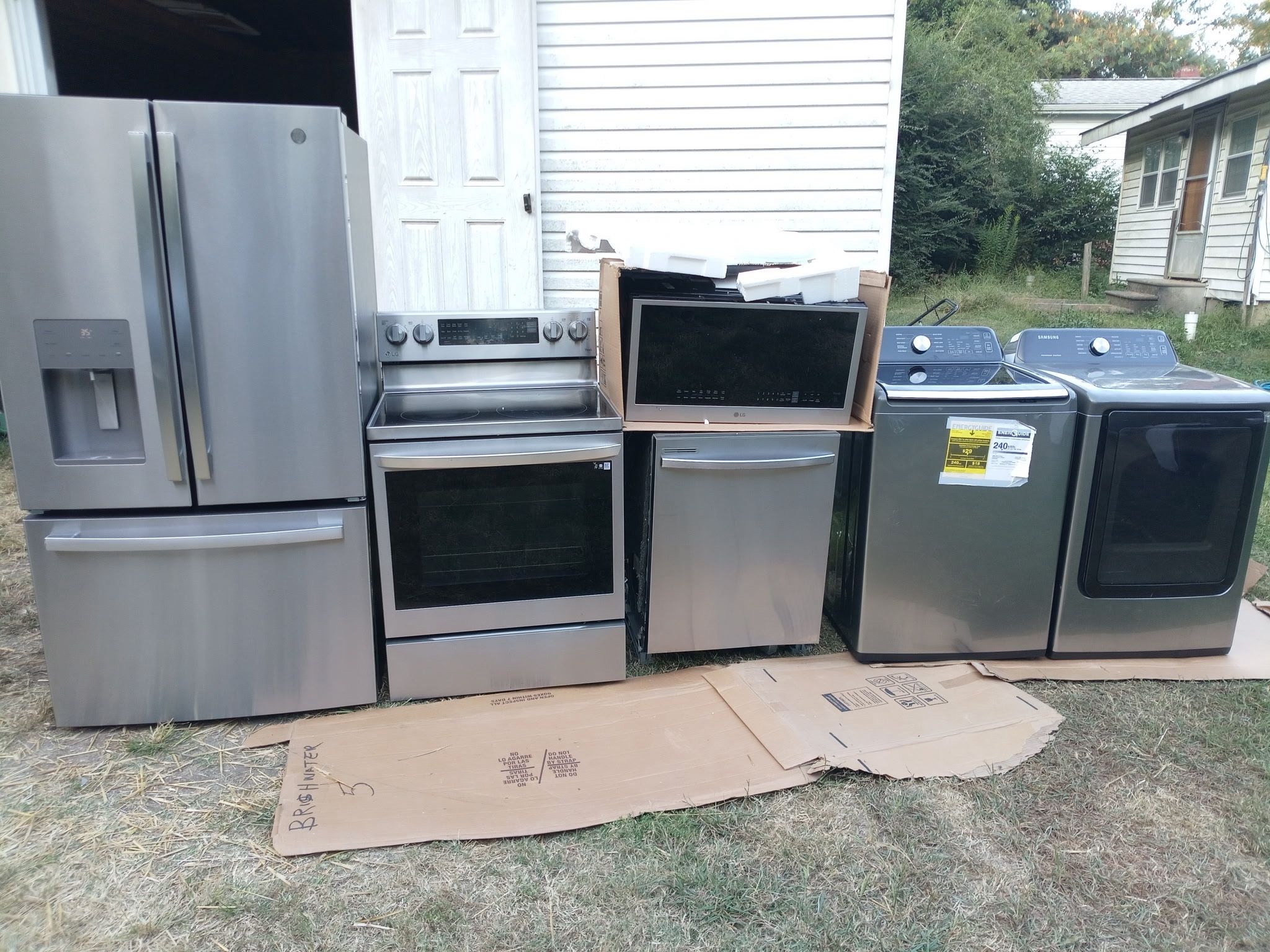 Black Stainless Kitchen Package