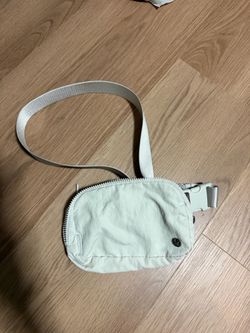 Lululemon belt bag