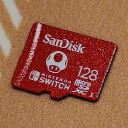 Official Sandisk 128GB MicroSD Memory Card (For Nintendo Switch in Red) T911