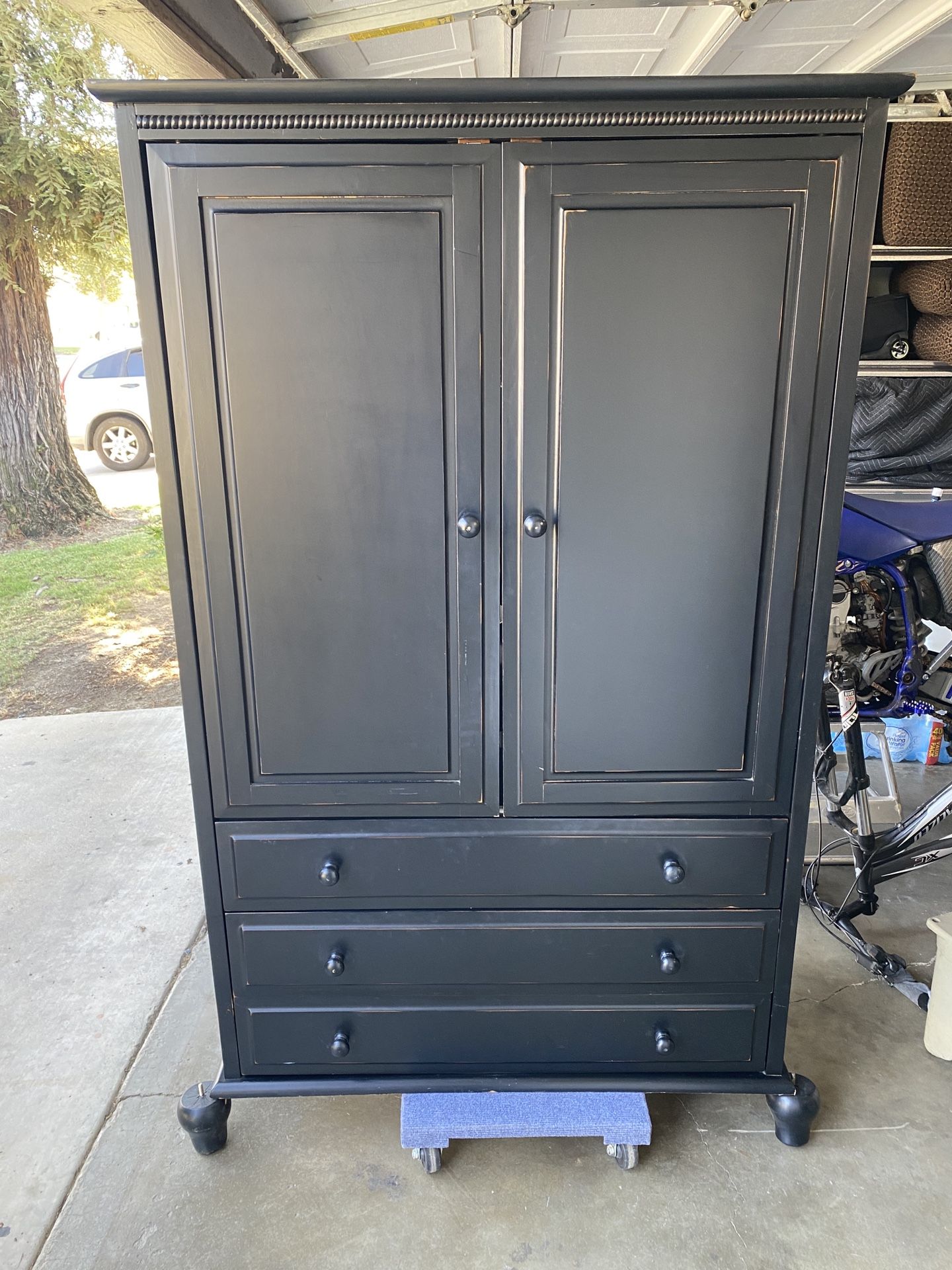 TV Bedroom Armoire