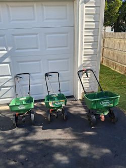 spreaders $20