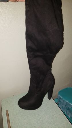 High knee boots