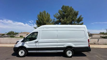 2019 Ford Transit 250 Van