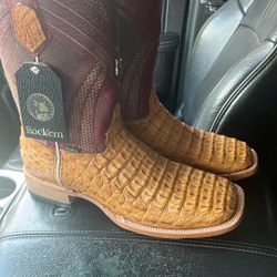 Caiman Square Toe 