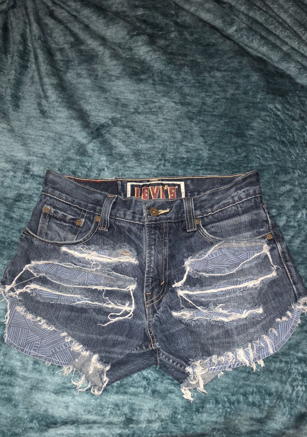 Levi’s High-waisted Vintage Distressed Shorts