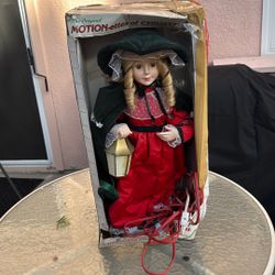 Motion-netted Of Christmas Display Figure