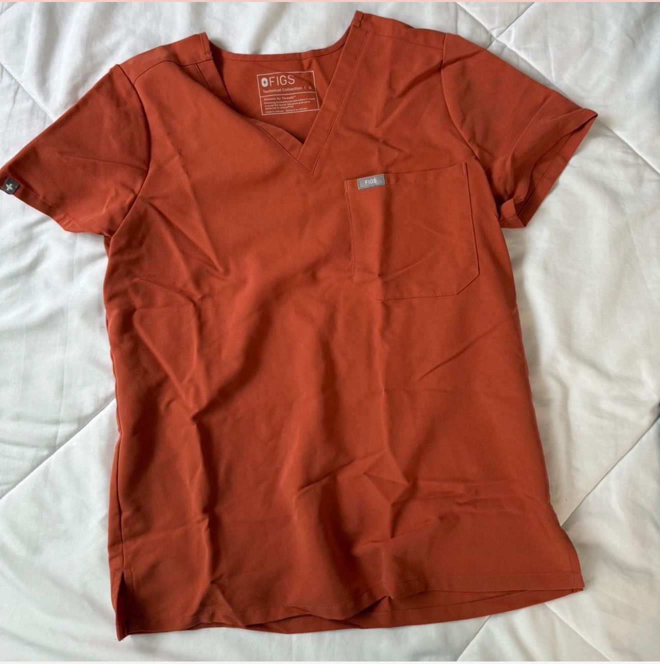 FIGS Women Catarina One Pocket Scrub Top
