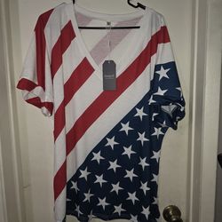 WOMENS XL FLAG DESIGN TOP