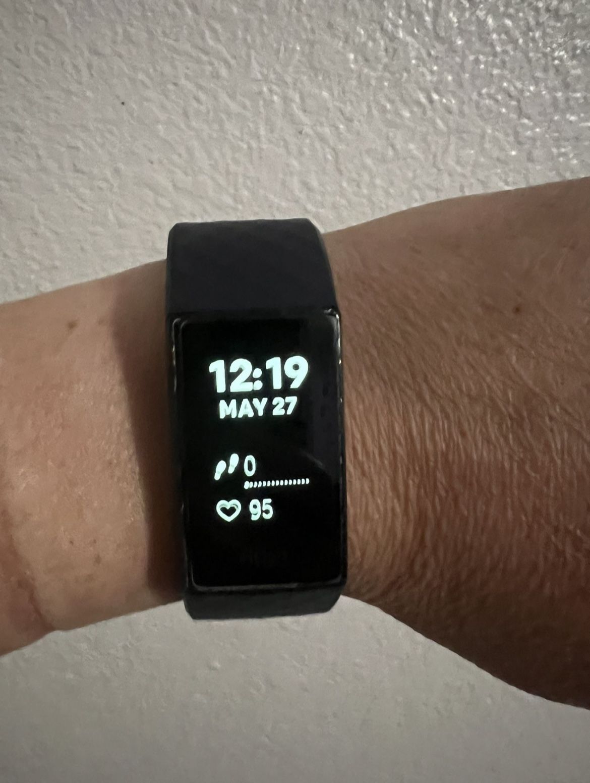 Fitbit Charge 4
