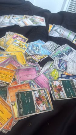 POKÉMON CARDS
