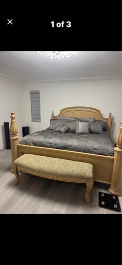 Bernhardt King Size bedroom furniture