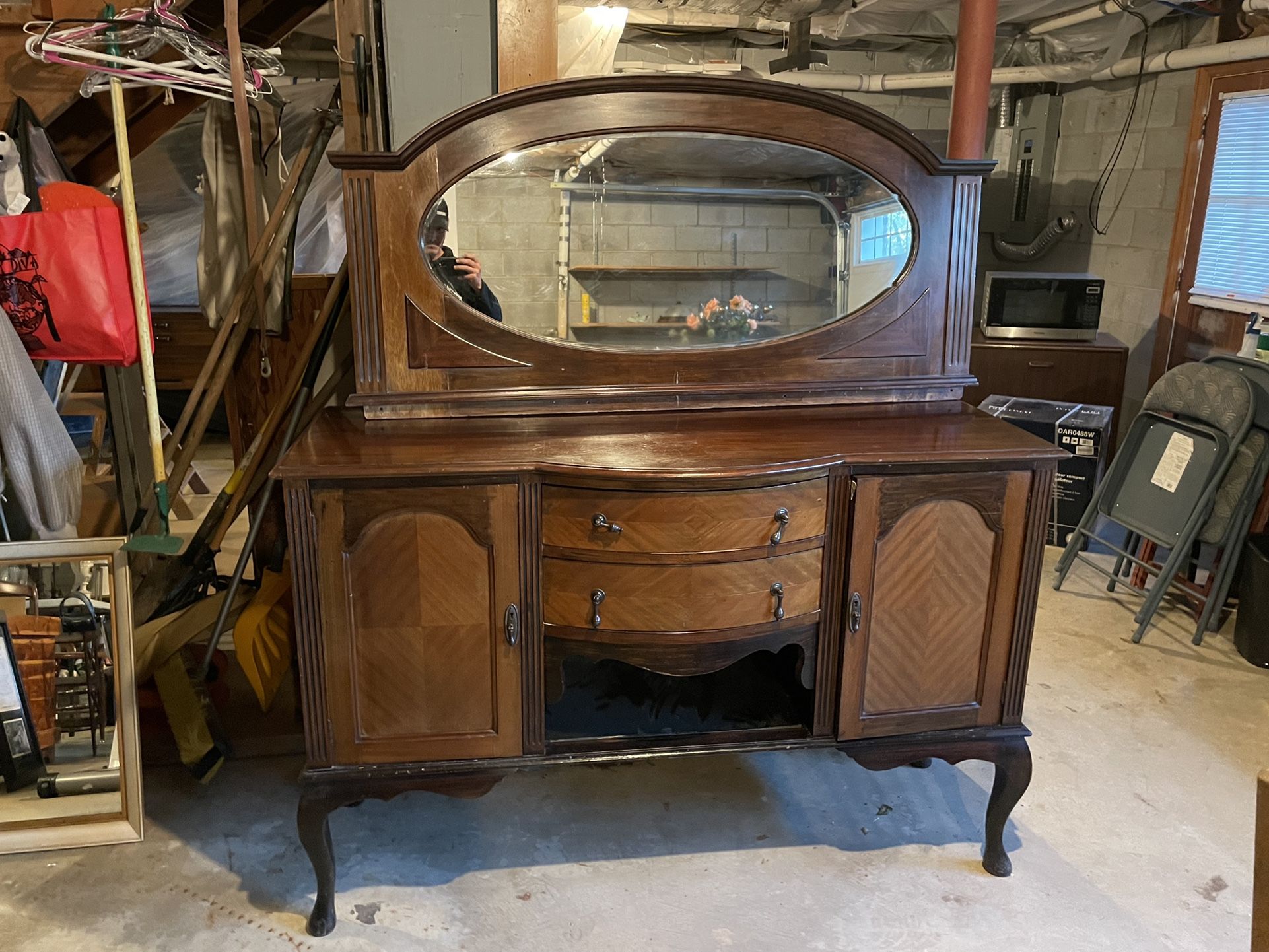 Antique Furniture 