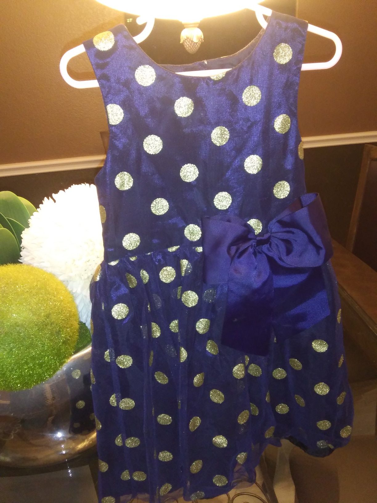 New Price H&M girls dress size 5 -6 yrs. Dark blue with gold dots