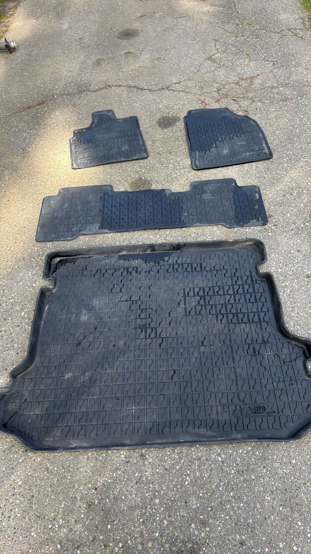 2001-2006 Acura MDX Rubber Trunk All Weather Mat Set