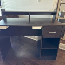 Computer Desk with Hutch & Storage – $20 OBO 
