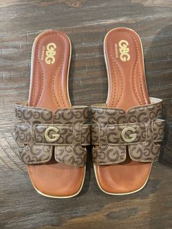 Women GBG Sandals size 8
