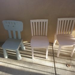 Set of Carolina Pink Play Chairs from PotteryBarn + 1 plastic blue chair
