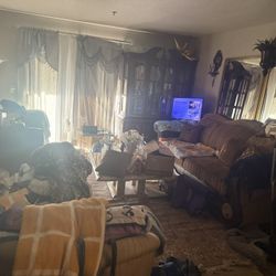 China Cabinet $150 Obo