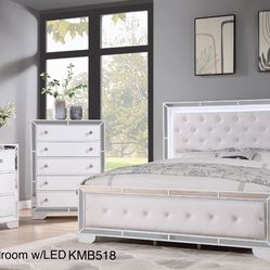 New Buy Any Queen Bedroom 4pc Set Get FREE Mattress