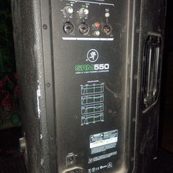 Mackie SRM550 12" 1600W Powered Loudspeaker. 