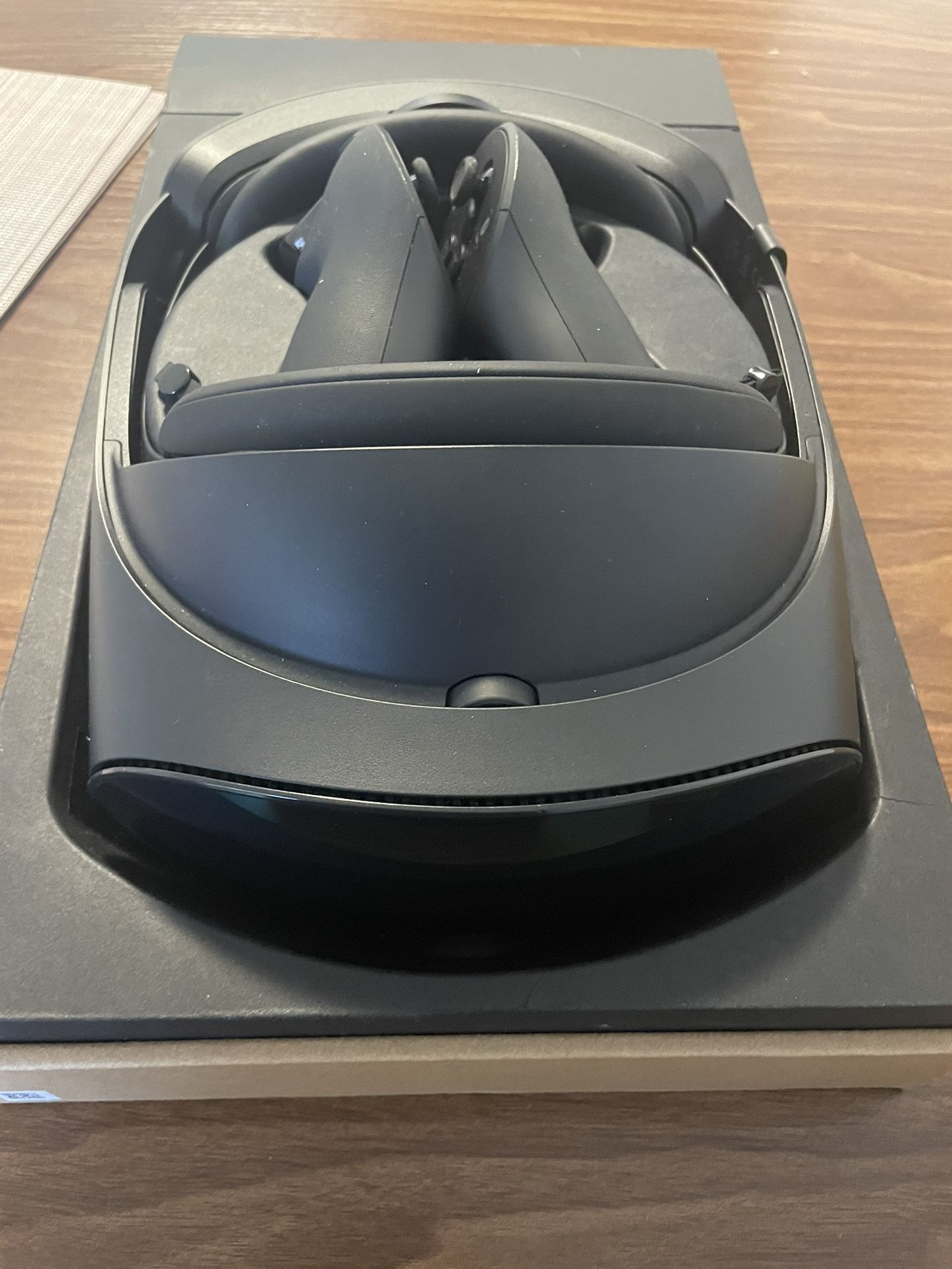 Meta Quest Pro 256GB Headset + Case