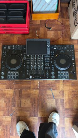 XDJ AZ
