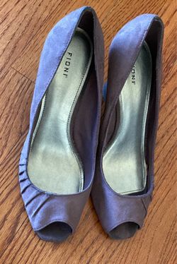 Fioni Purple Suede Peep-Toe Heels 6.5
