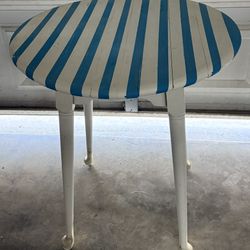 Accent Table