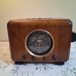 Vintage Tube Radio Zenith 6S 222 (Or Best Offer)
