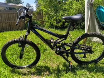 20" blue boys bike (like new)